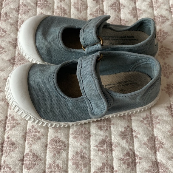 Victoria Canvas Mary Jane’s (Atlantic) size toddler 26 - Picture 4 of 8